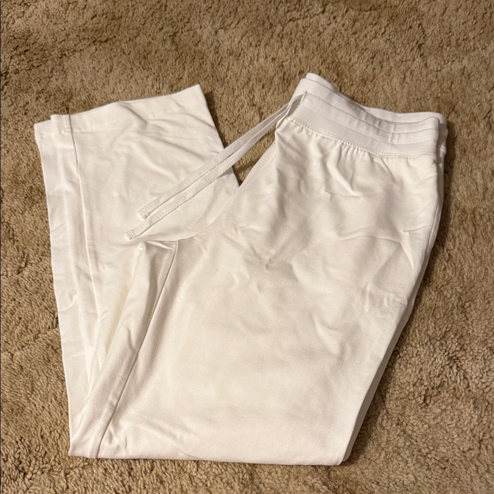 Karen Scott sport petite medium white pants